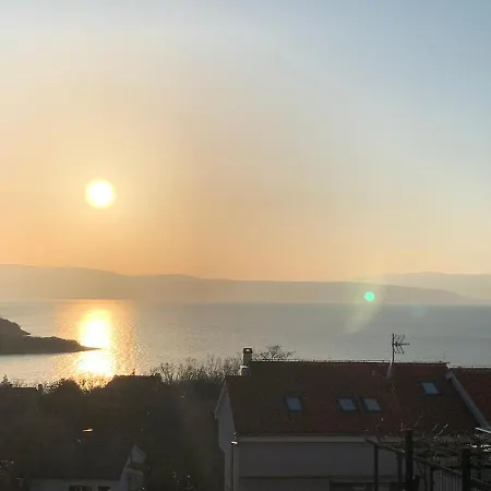 Solis Lacus Modern - Private Heated Pool - Air Conditioning -smart Tv - Free Parking Nijvice