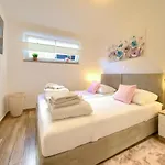 Villa Solis - Lacus Appartement *