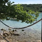 Solis Lacus Modernes - Privater Beheizbarer Pool- Klimaanlage - Private Parkplaetze Apartman Njivice
