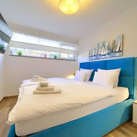 Apartman Solis Lacus Modernes - Privater Beheizbarer Pool- Klimaanlage - Private Parkplaetze Njivice