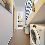 Solis Lacus Modernes - Privater Beheizbarer Pool- Klimaanlage - Private Parkplaetze * Njivice