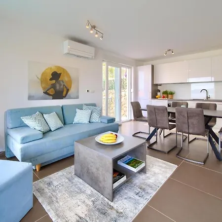 Lägenhet Solis Lacus Modern - Private Heated Pool - Air Conditioning -smart Tv - Free Parking