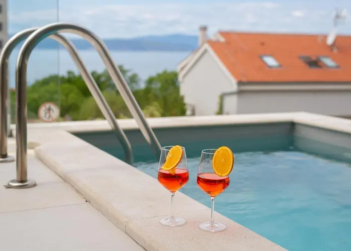 Solis Lacus Modern - Private Heated Pool - Air Conditioning -smart Tv - Free Parking Appartement Njivice