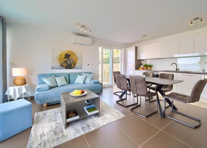 Solis Lacus Modern - Private Heated Pool - Air Conditioning -smart Tv - Free Parking Appartement