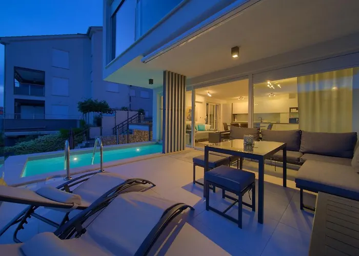 Appartement Solis Lacus Modern - Private Heated Pool - Air Conditioning -smart Tv - Free Parking Njivice